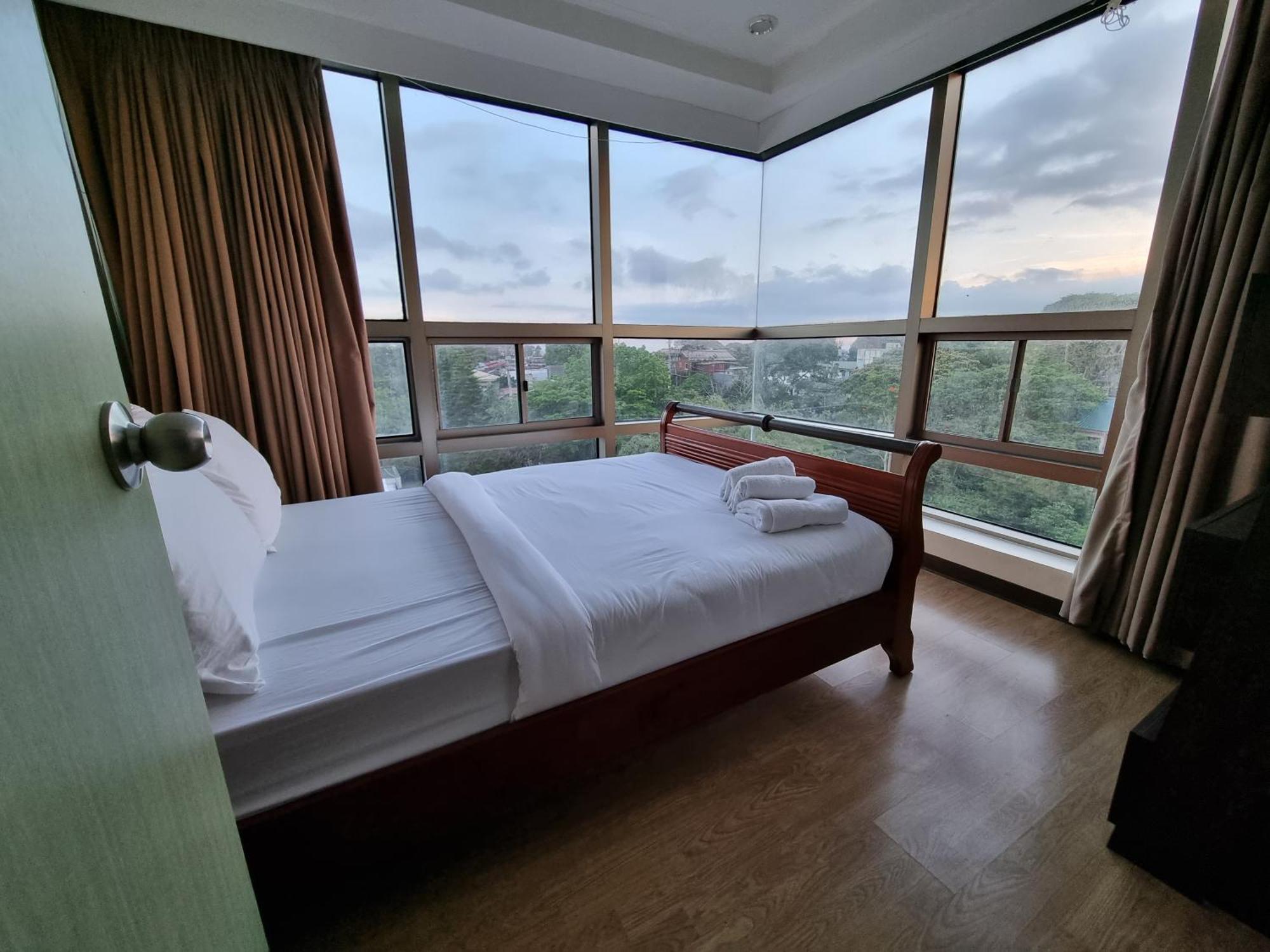One Tagaytay Place Private Residences Tagaytay City Exteriér fotografie